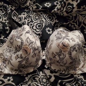 360° BACK SMOOTHING SKULL AND ROSES T-SHIRT BRA